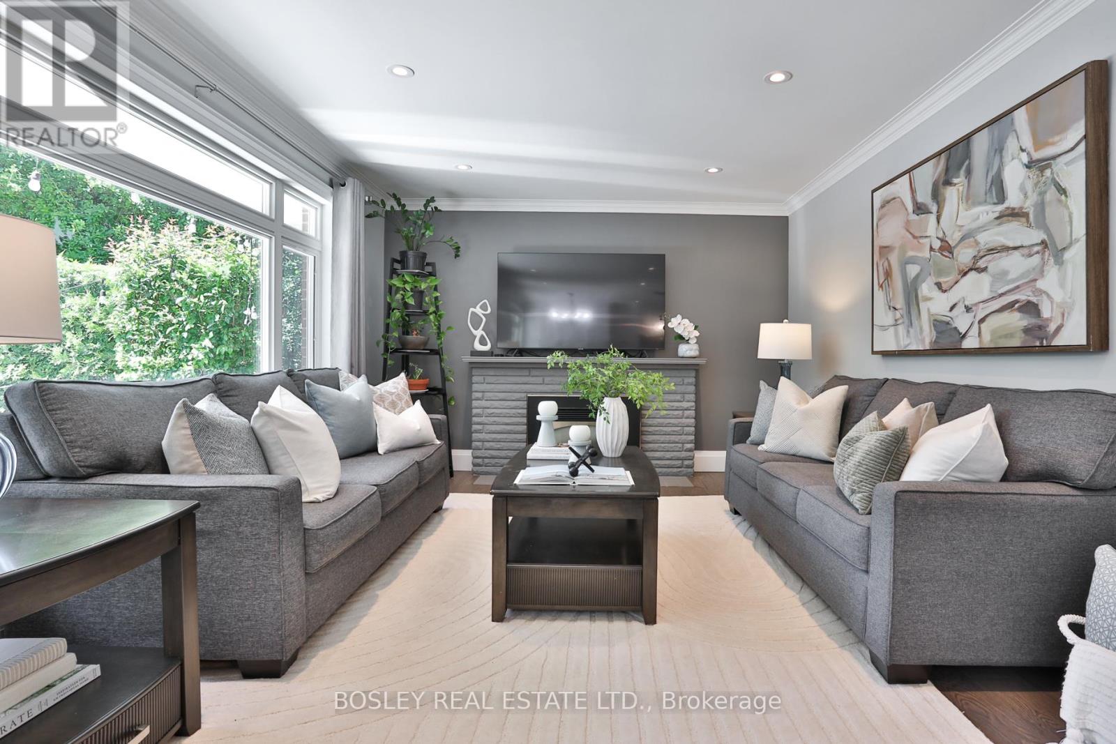 90 Ravenscrest Drive, Toronto, Ontario  M9B 5N3 - Photo 17 - W13226996