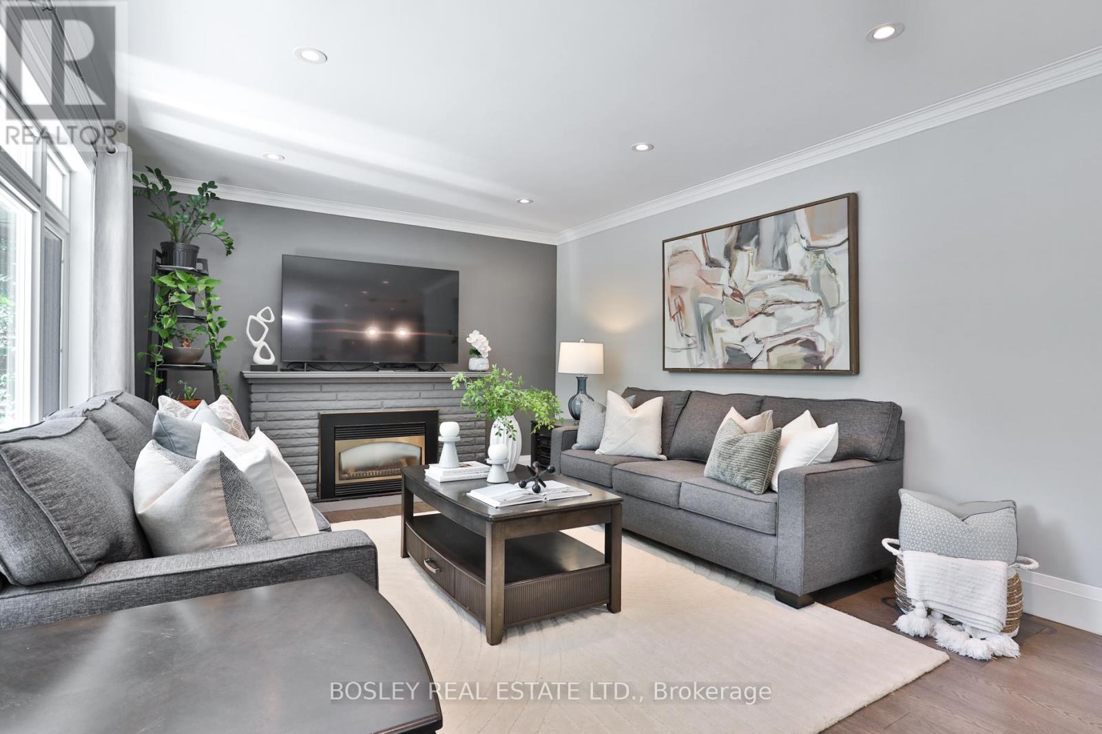 90 Ravenscrest Drive, Toronto, Ontario  M9B 5N3 - Photo 18 - W13226996