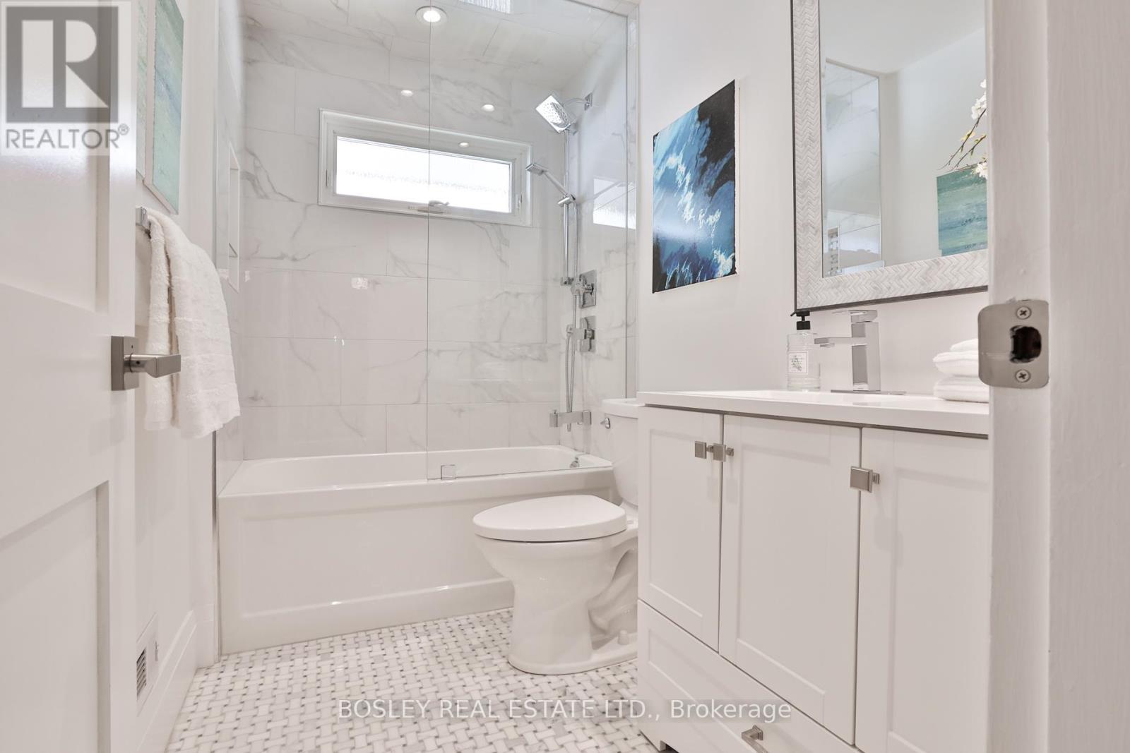 90 Ravenscrest Drive, Toronto, Ontario  M9B 5N3 - Photo 28 - W13226996