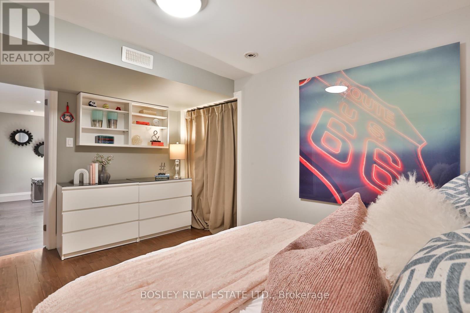 90 Ravenscrest Drive, Toronto, Ontario  M9B 5N3 - Photo 37 - W13226996