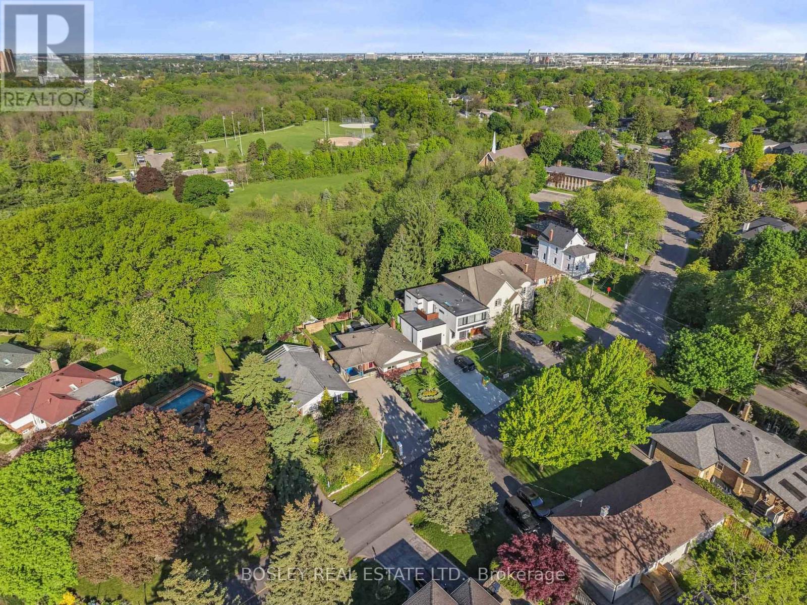 90 Ravenscrest Drive, Toronto, Ontario  M9B 5N3 - Photo 48 - W13226996