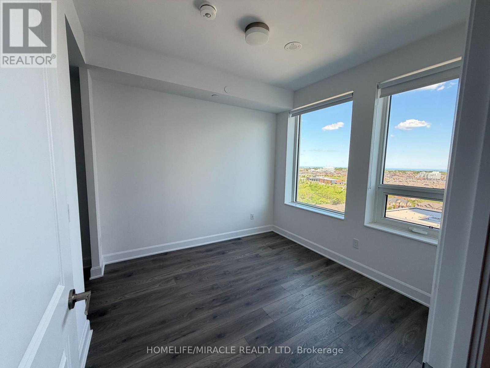 1308 - 3240 William Coltson Avenue, Oakville, Ontario  L6H 8C8 - Photo 13 - W13227004