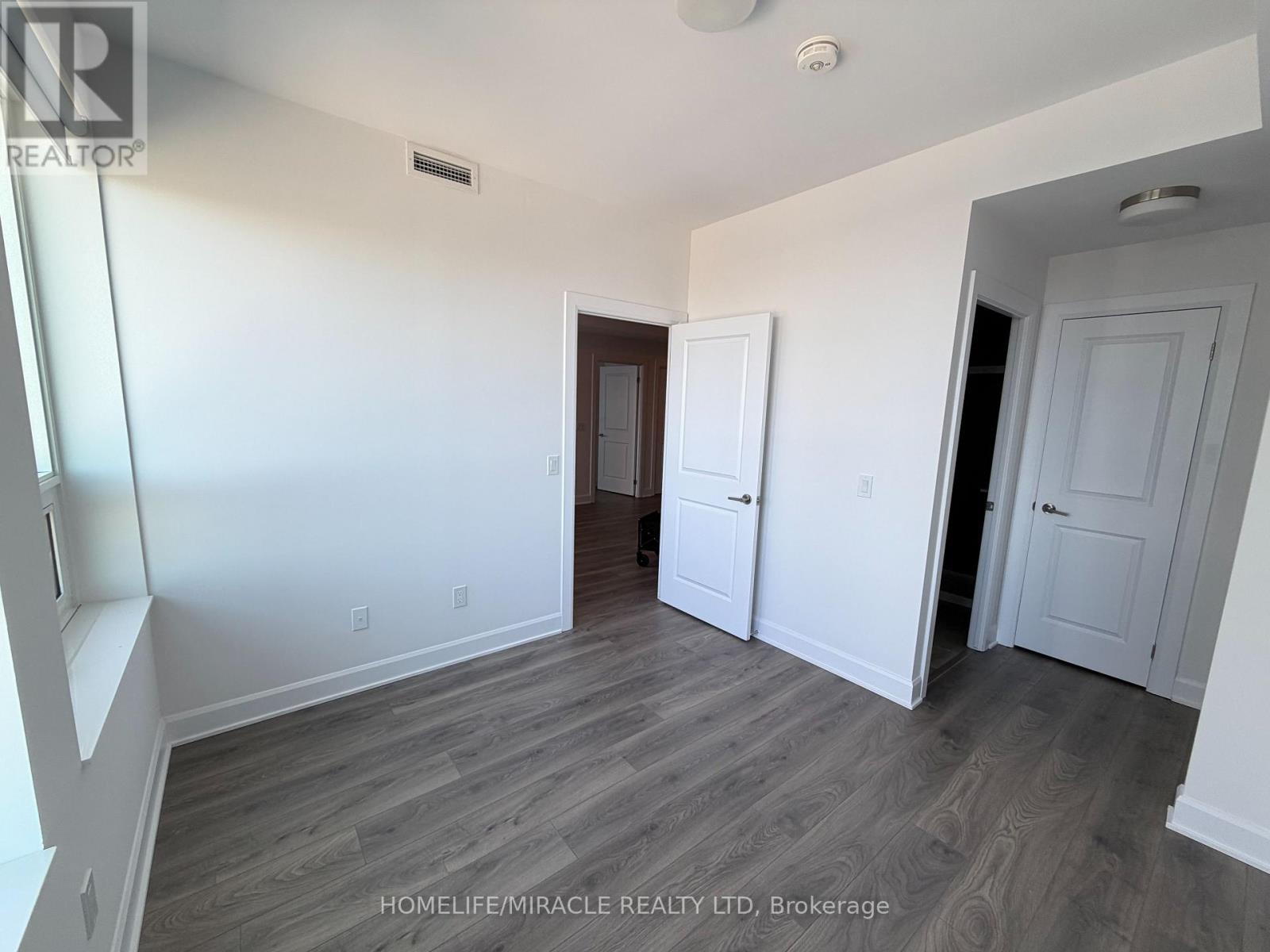 1308 - 3240 William Coltson Avenue, Oakville, Ontario  L6H 8C8 - Photo 16 - W13227004