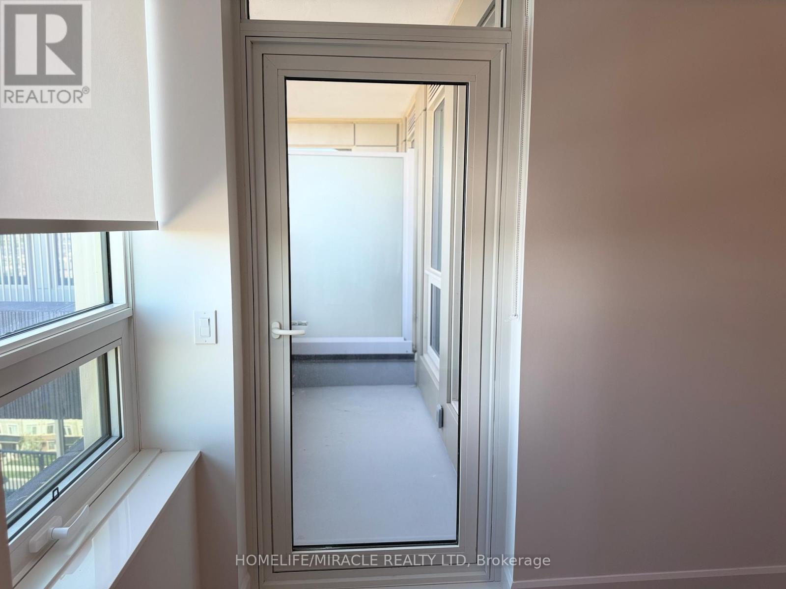 1308 - 3240 William Coltson Avenue, Oakville, Ontario  L6H 8C8 - Photo 22 - W13227004