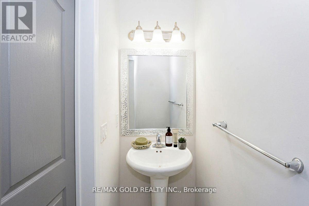 321 Queen Mary Drive, Brampton, Ontario  L7A 3S6 - Photo 12 - W13227028