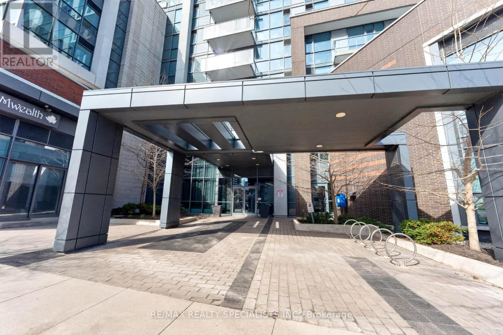 306 - 1 Hurontario Street, Mississauga, Ontario  L5G 3G8 - Photo 3 - W13227082