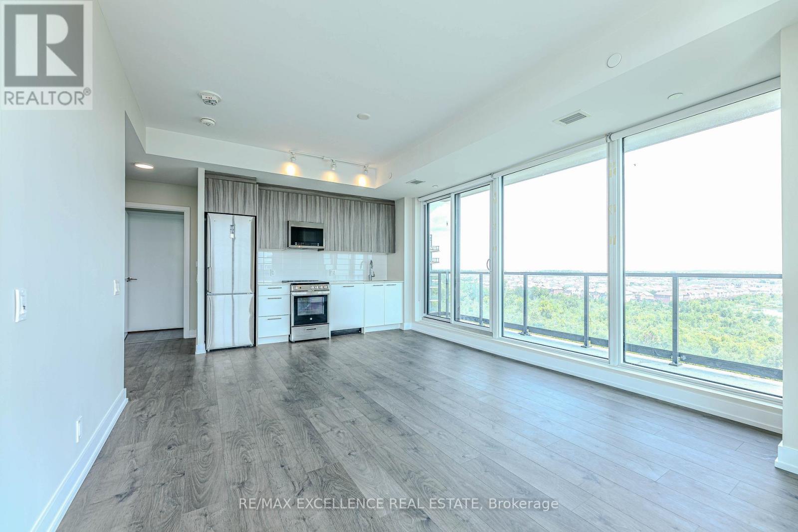 1008s - 215 Veterans Drive, Brampton, Ontario  L7A 4S6 - Photo 15 - W13227100