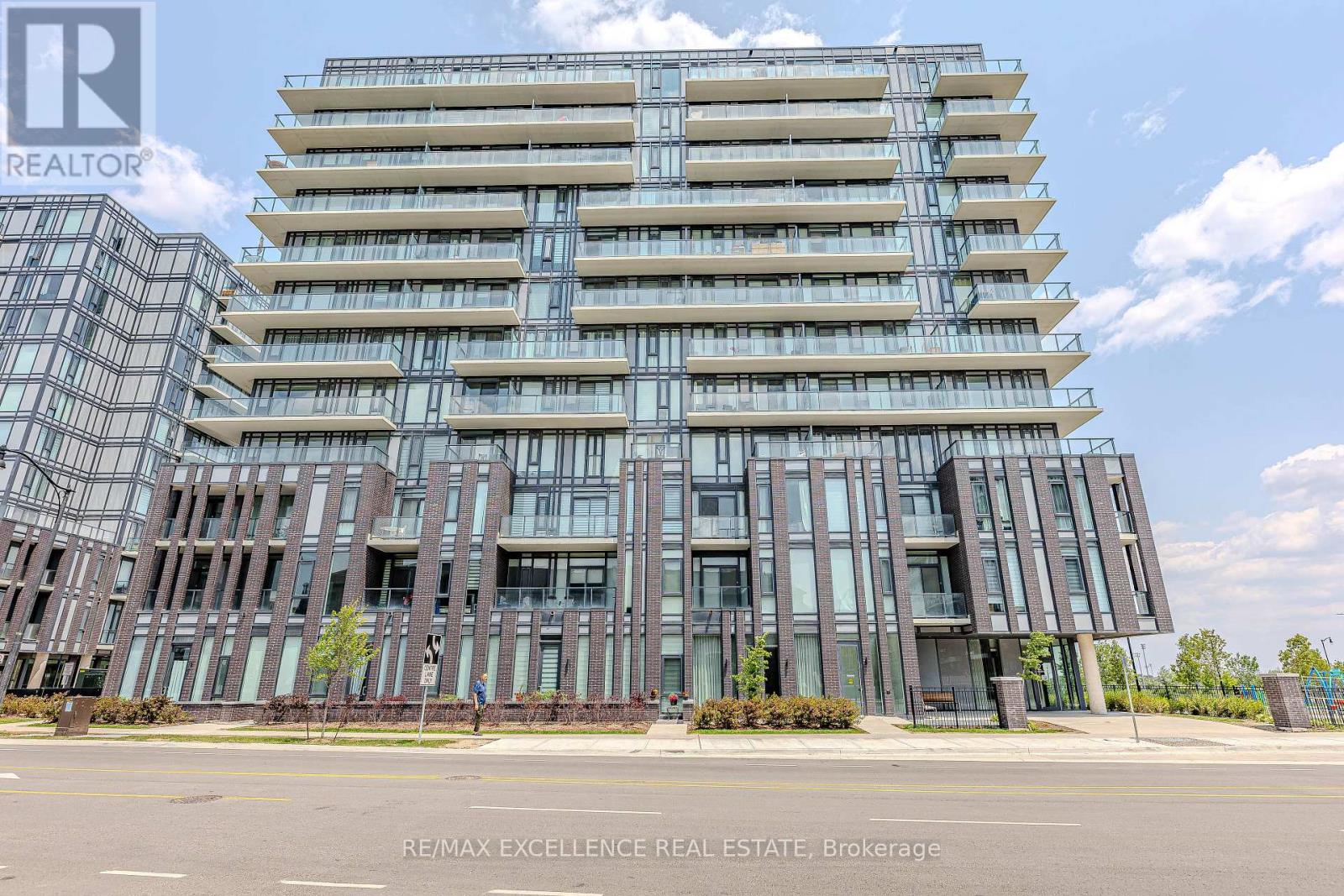 1008s - 215 Veterans Drive, Brampton, Ontario  L7A 4S6 - Photo 2 - W13227100