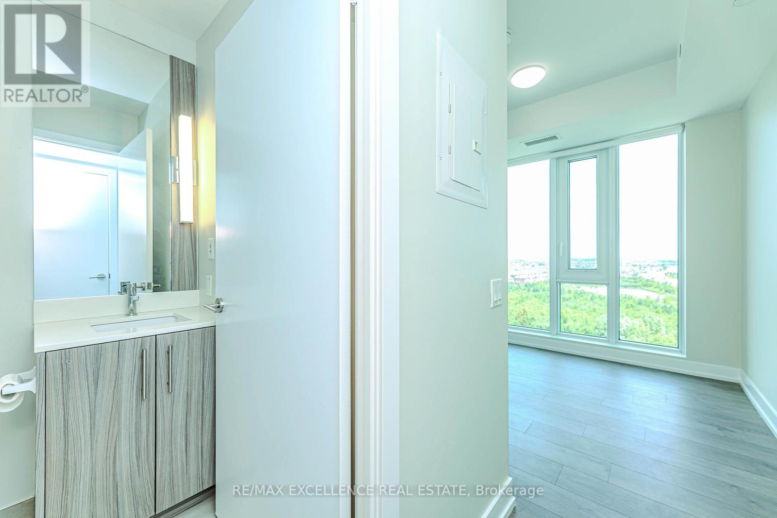 1008s - 215 Veterans Drive, Brampton, Ontario  L7A 4S6 - Photo 22 - W13227100