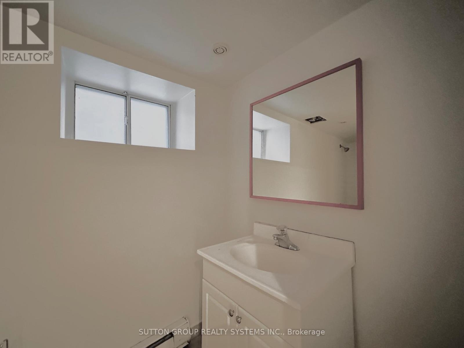 1 - 497 Annette Street, Toronto, Ontario  M6P 1S1 - Photo 7 - W13227172