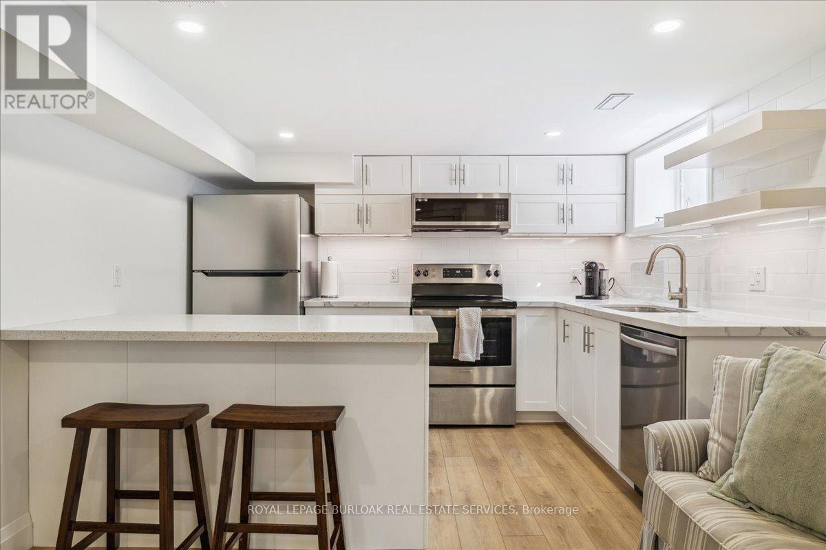 Lower Level - 2113 New Street, Burlington, Ontario  L7R 1H7 - Photo 4 - W13227198