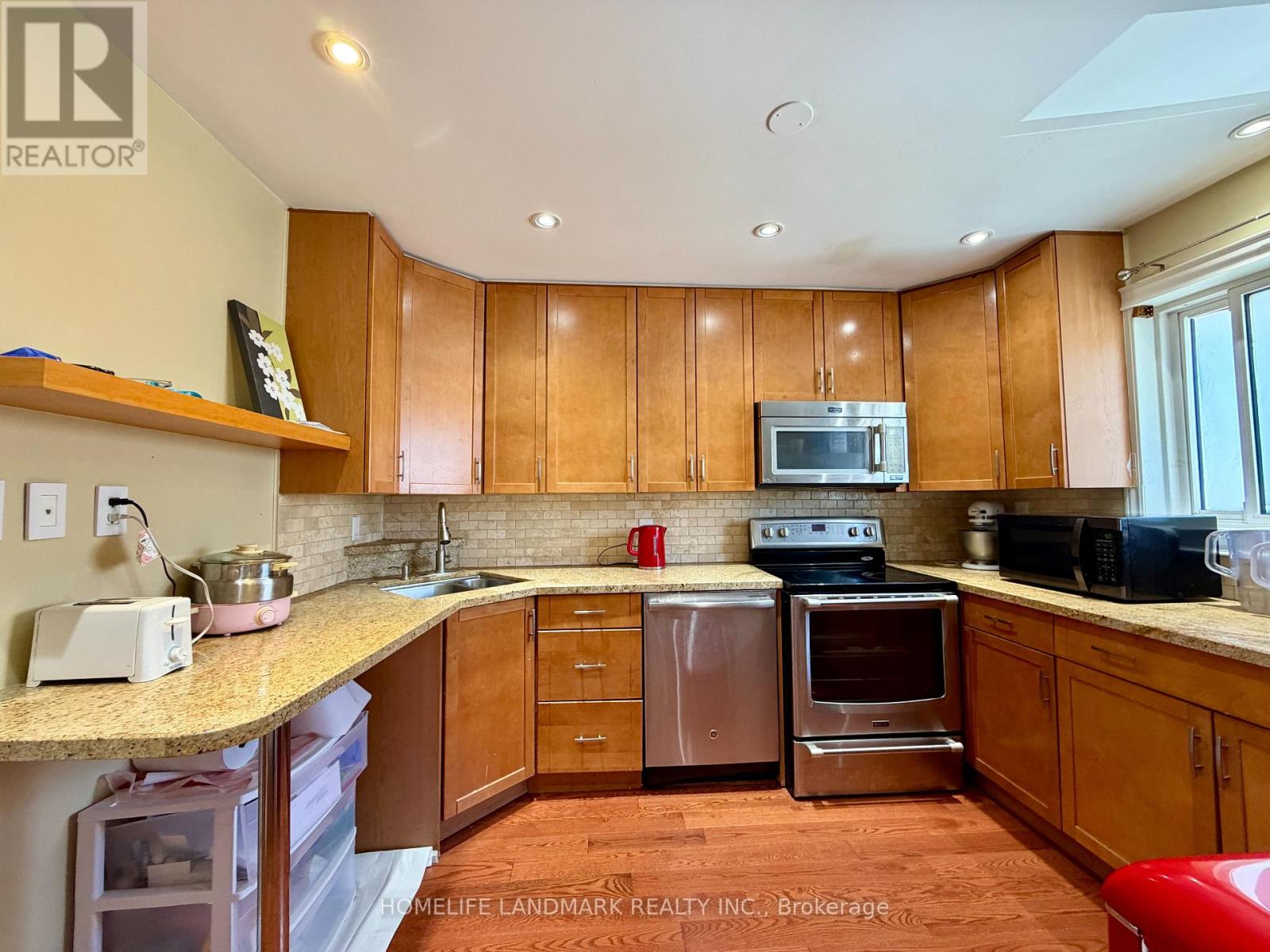 20 - 400 Mississauga Valley Boulevard, Mississauga, Ontario  L5A 3N6 - Photo 4 - W13227204