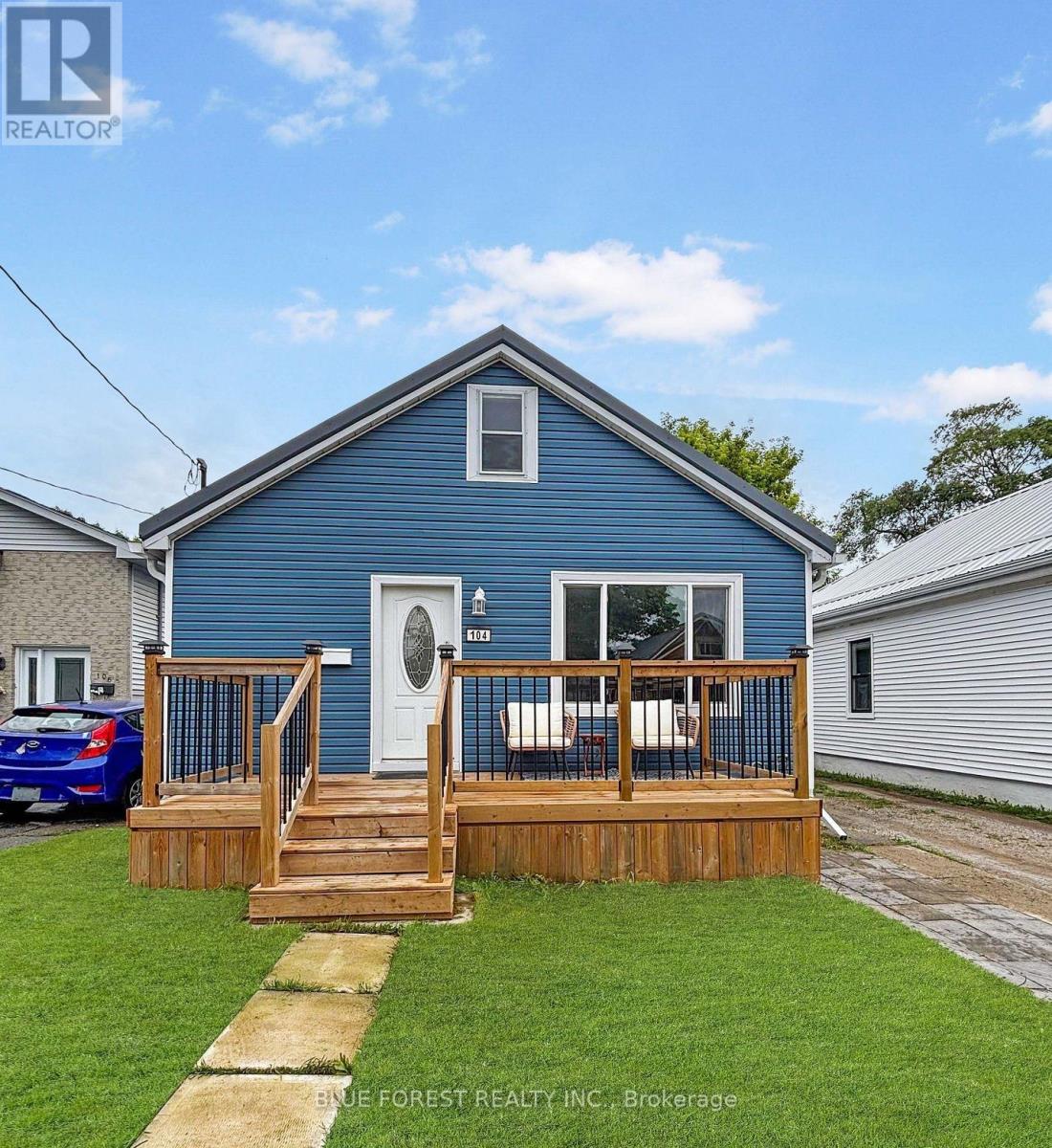 104 Delaware Street, London East, Ontario  N5Z 2N5 - Photo 2 - X13227294