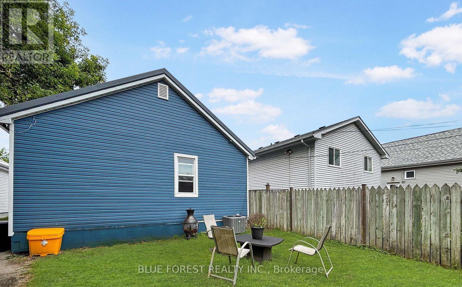 104 Delaware Street, London East, Ontario  N5Z 2N5 - Photo 4 - X13227294