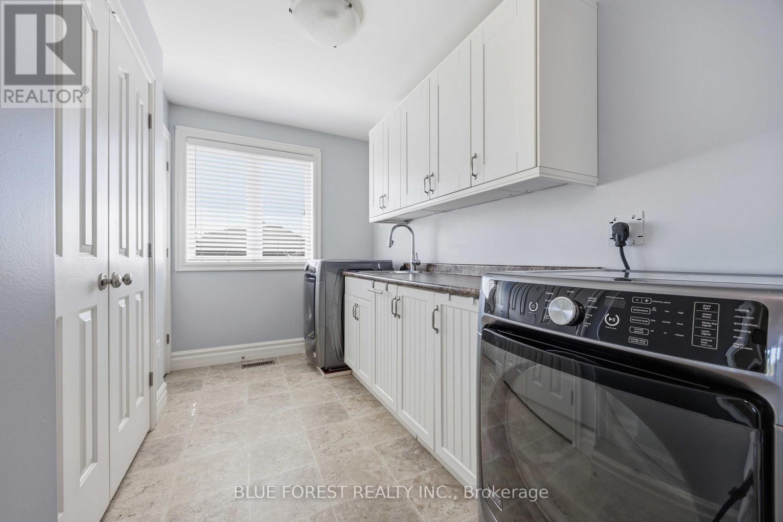 502 First Avenue, Petrolia, Ontario  N0N 1R0 - Photo 23 - X13227358