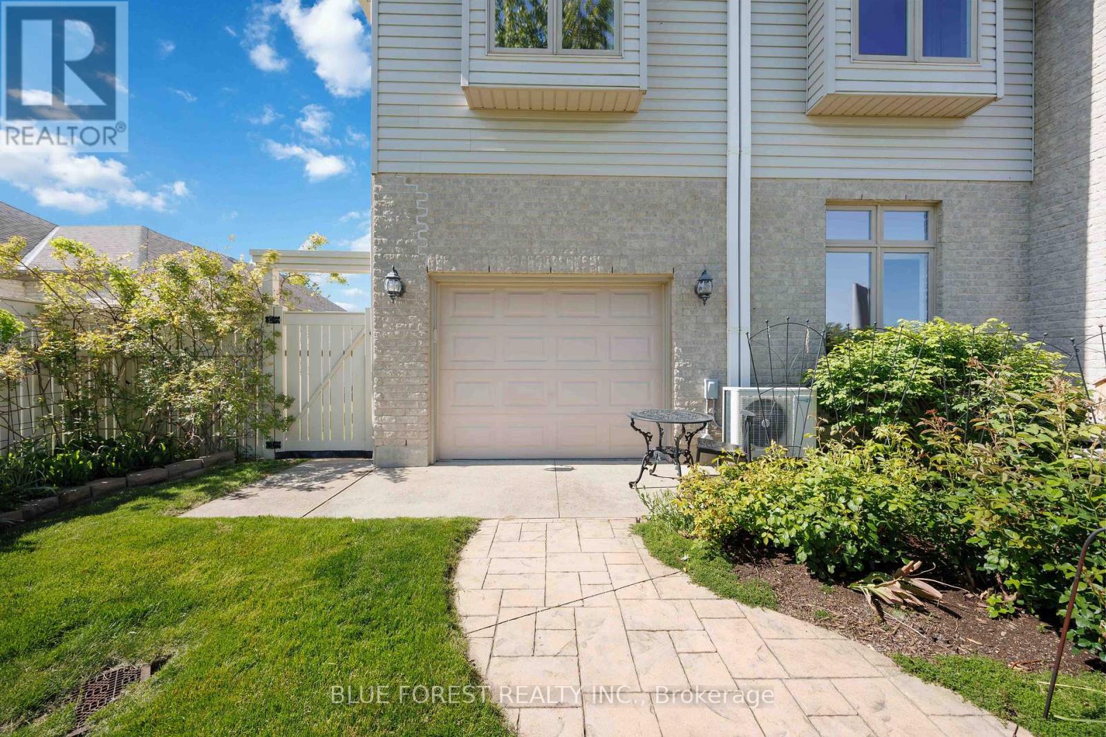502 First Avenue, Petrolia, Ontario  N0N 1R0 - Photo 42 - X13227358