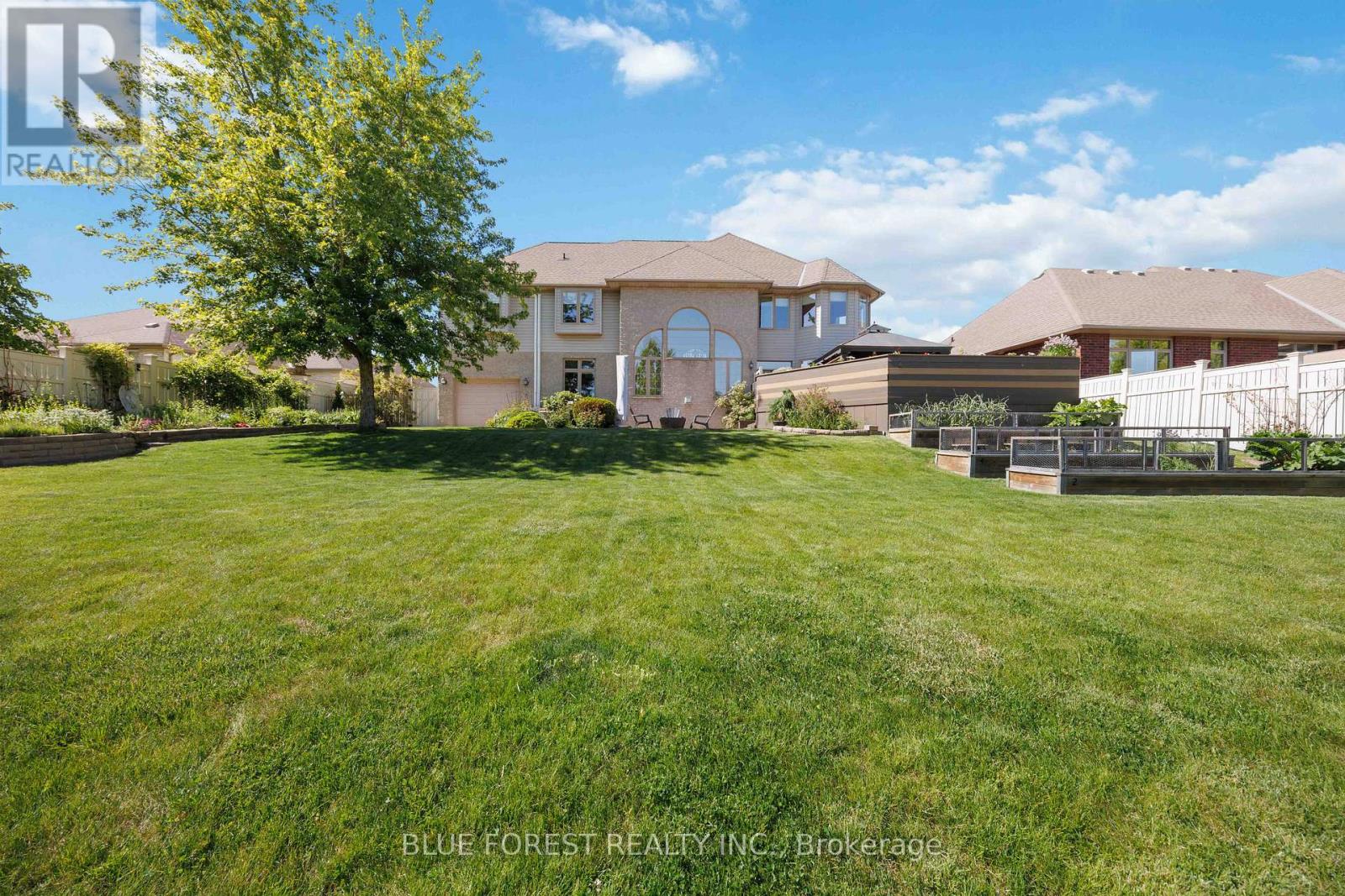 502 First Avenue, Petrolia, Ontario  N0N 1R0 - Photo 44 - X13227358
