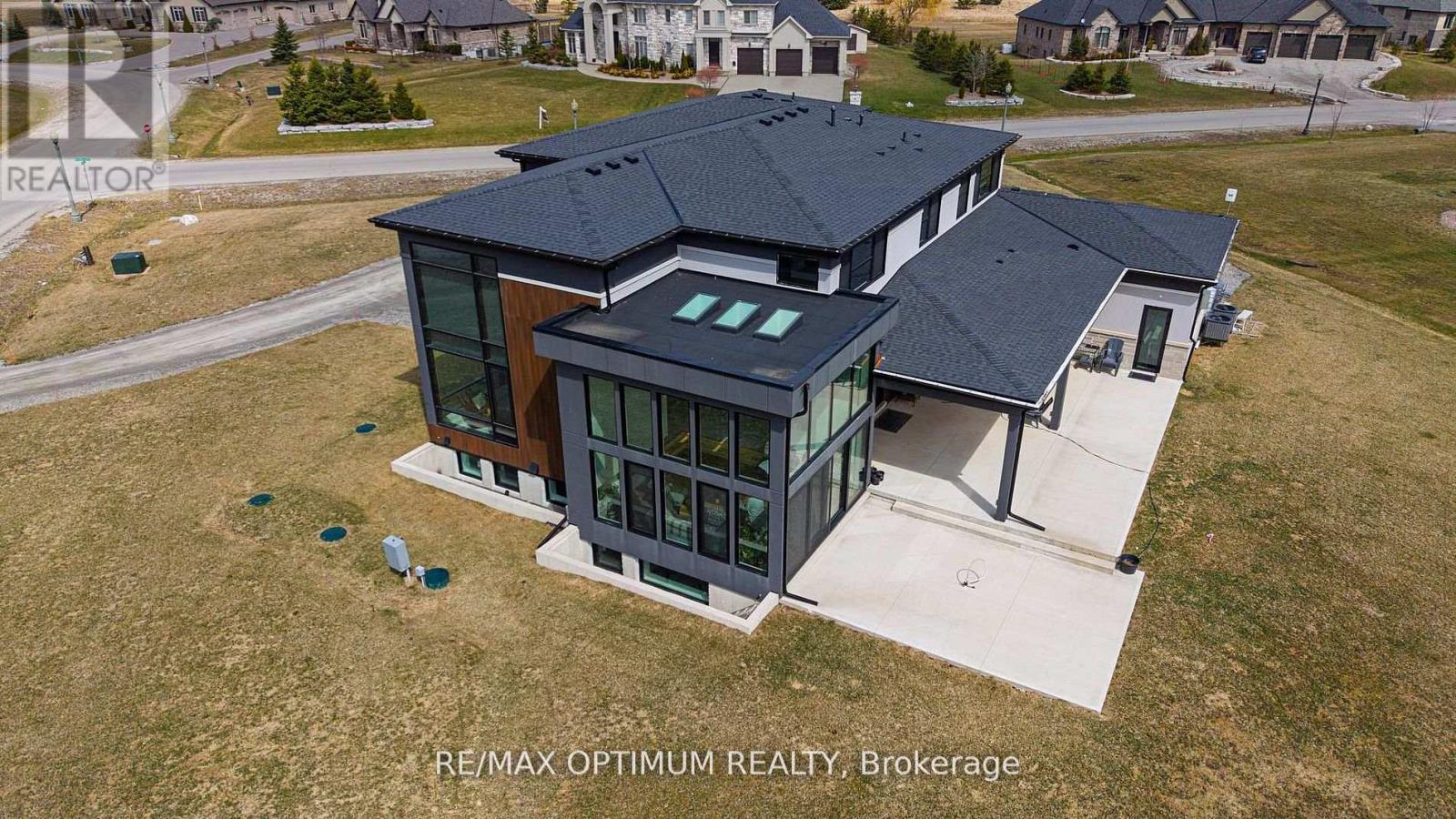3 Alexander Boulevard, Haldimand, Ontario N0A 1R0 - Photo 2 - X13226894