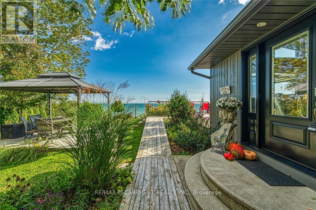 2023 Maple Boulevard, Norfolk (Port Dover), Ontario N0A 1N2 - Photo 43 - X13227128