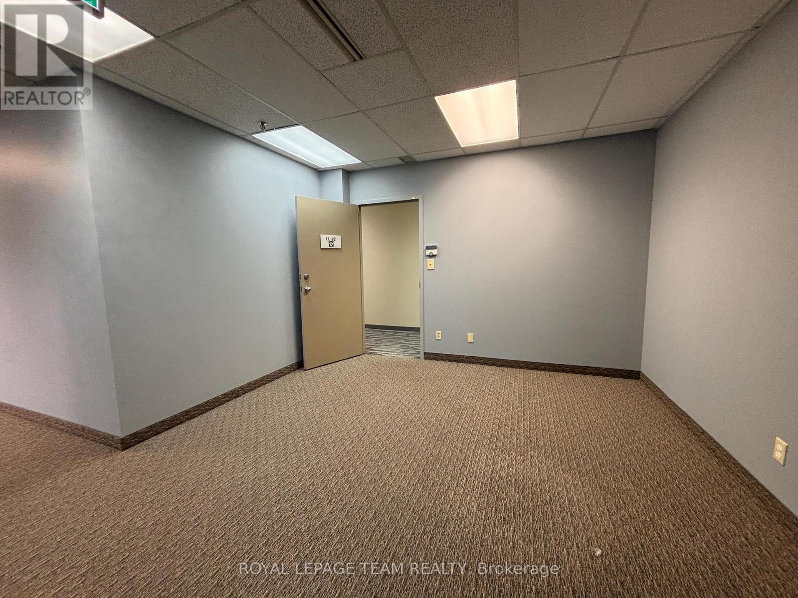 Ll22 - 1701 Woodward Drive, Ottawa, Ontario K2C 0R4 - Photo 14 - X13227432