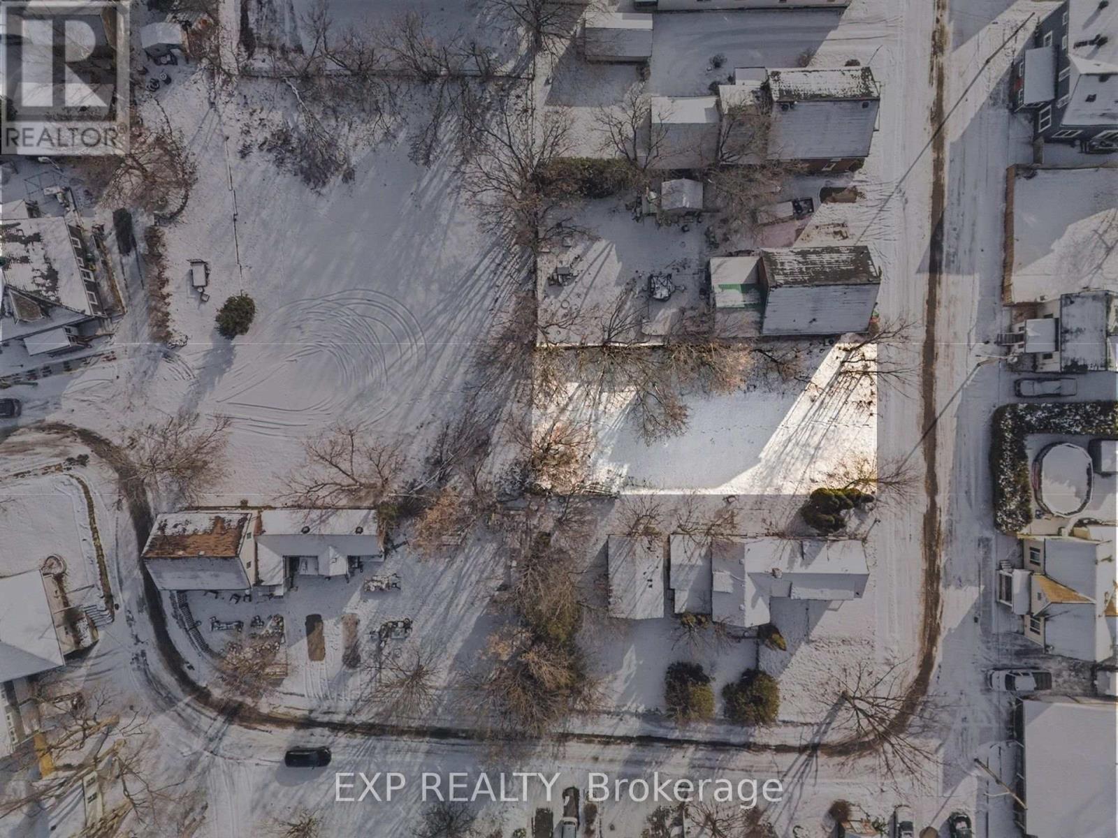 135 Charles Street, Carleton Place, Ontario  K7C 2Y4 - Photo 4 - X12993612