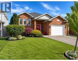 3 OLIVER Court, Brantford, Ontario
