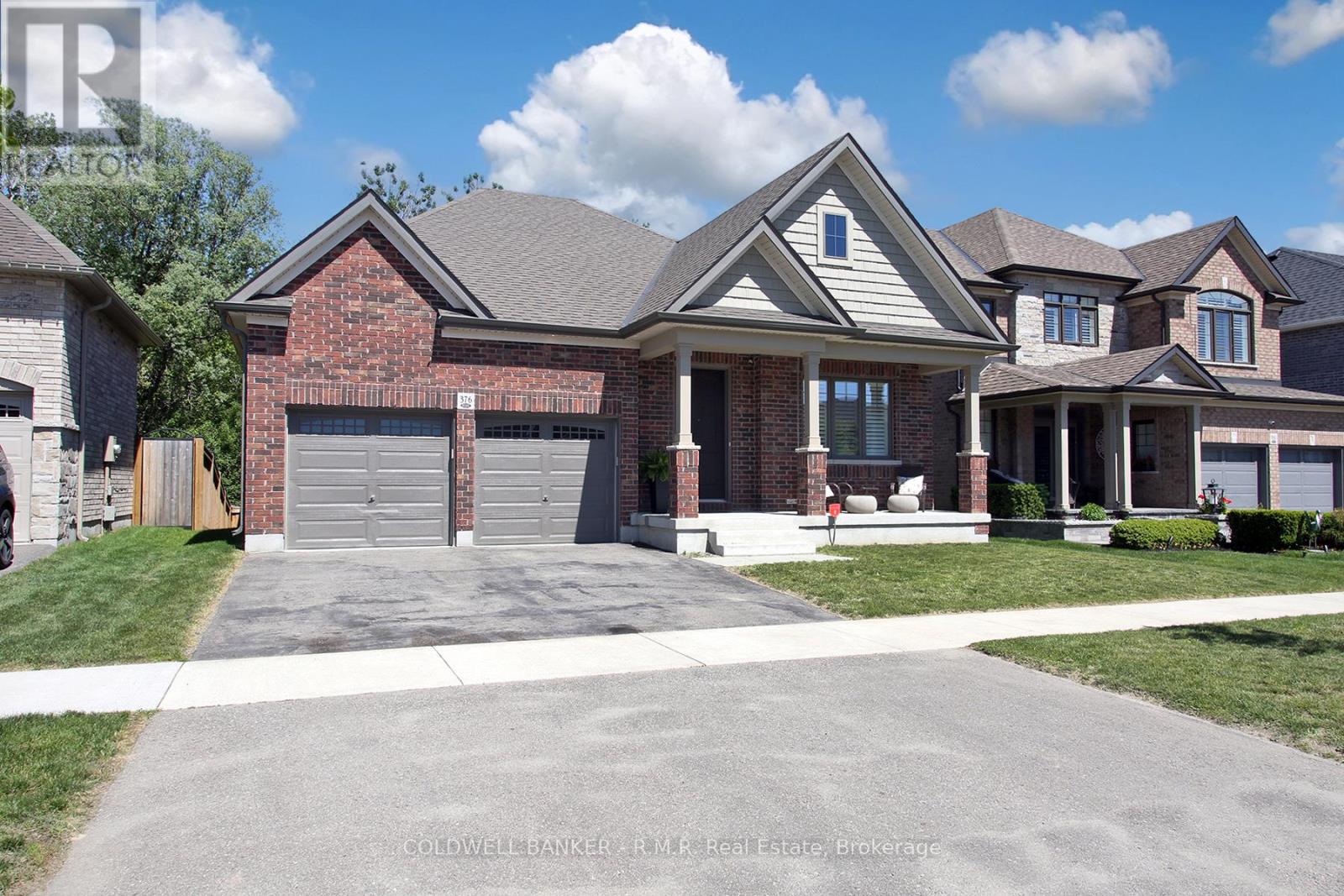 376 Northglen Boulevard, Clarington, Ontario  L1C 7E2 - Photo 2 - E13227262