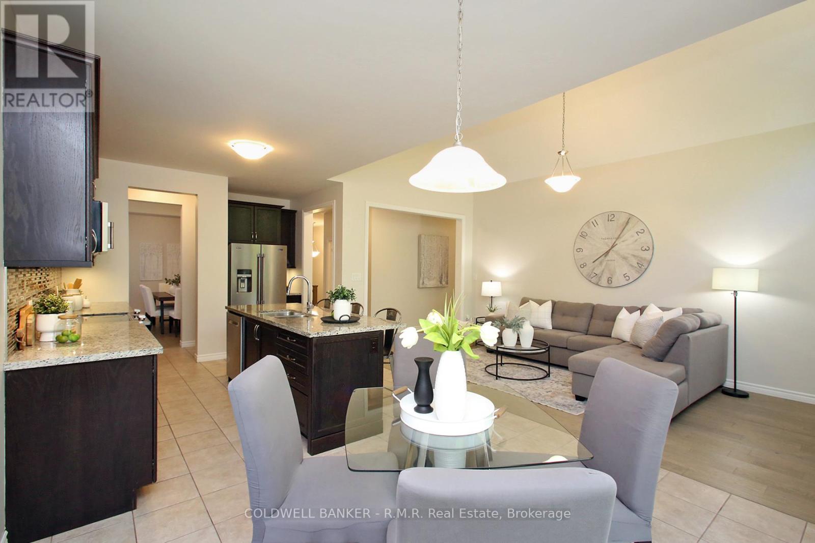 376 Northglen Boulevard, Clarington, Ontario  L1C 7E2 - Photo 8 - E13227262