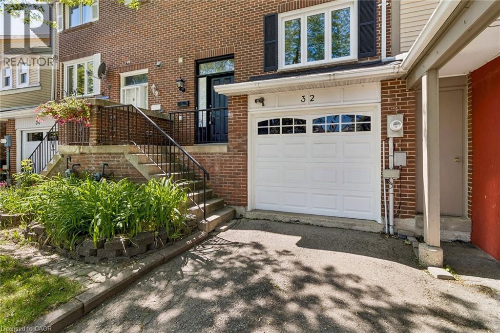 32 Lansing Square, Brampton, Ontario  L6Z 1E6 - Photo 2 - 40835778
