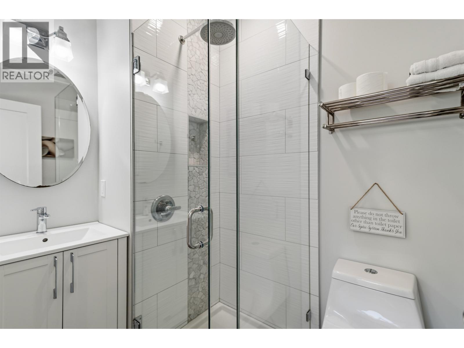 4632 Whitaker Road, Sechelt, British Columbia  V7Z 0E4 - Photo 33 - R3130783