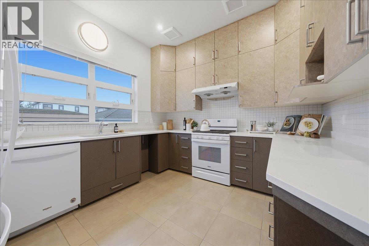 6733 Vivian Street, Vancouver, British Columbia  V5S 2T7 - Photo 12 - R3130799