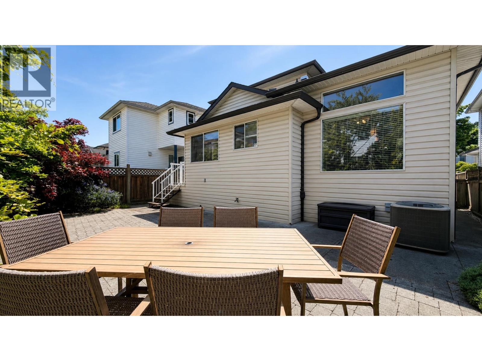 22135 Garratt Drive, Richmond, British Columbia  V6V 2P4 - Photo 5 - R3130813