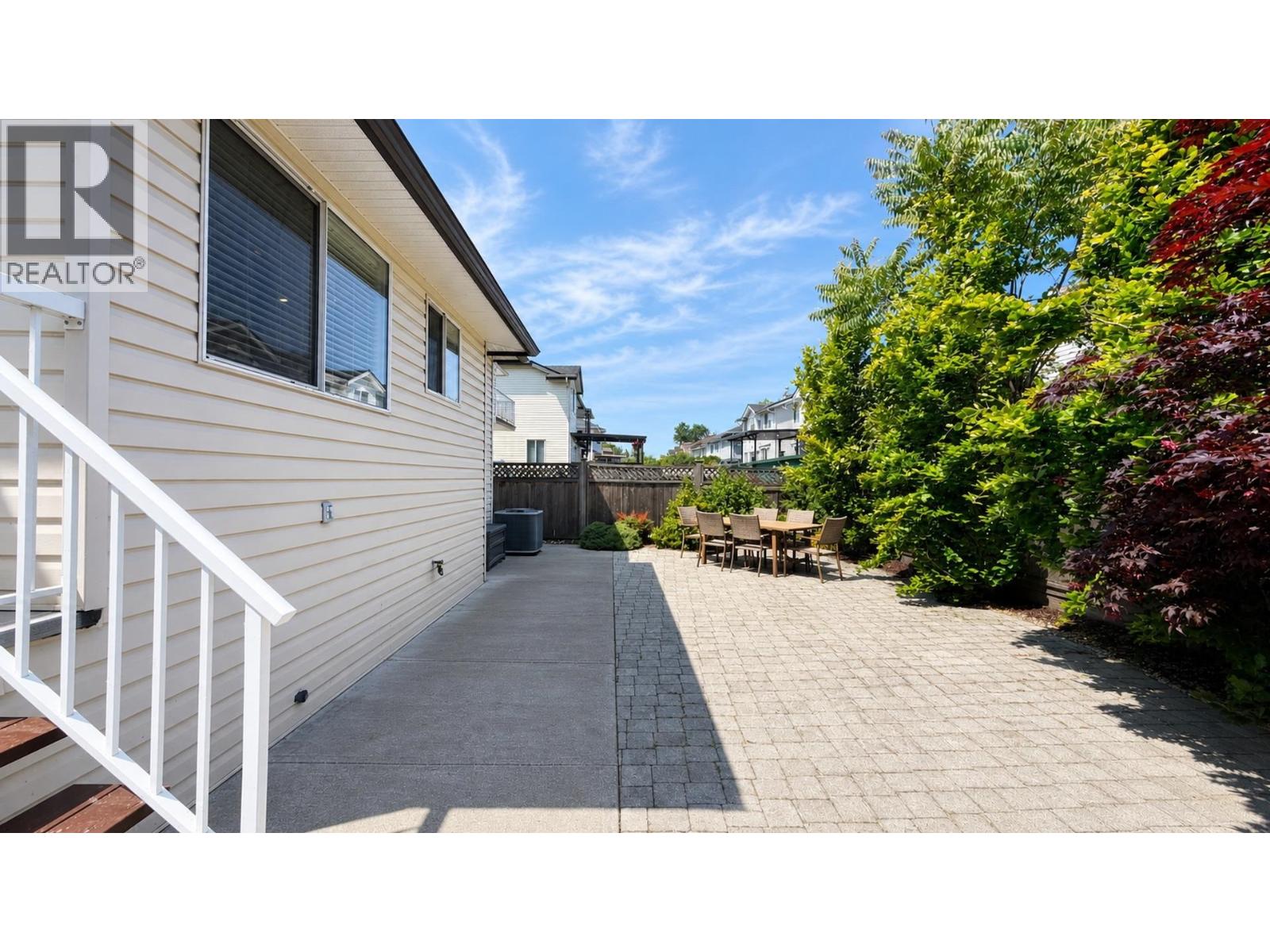 22135 Garratt Drive, Richmond, British Columbia  V6V 2P4 - Photo 7 - R3130813
