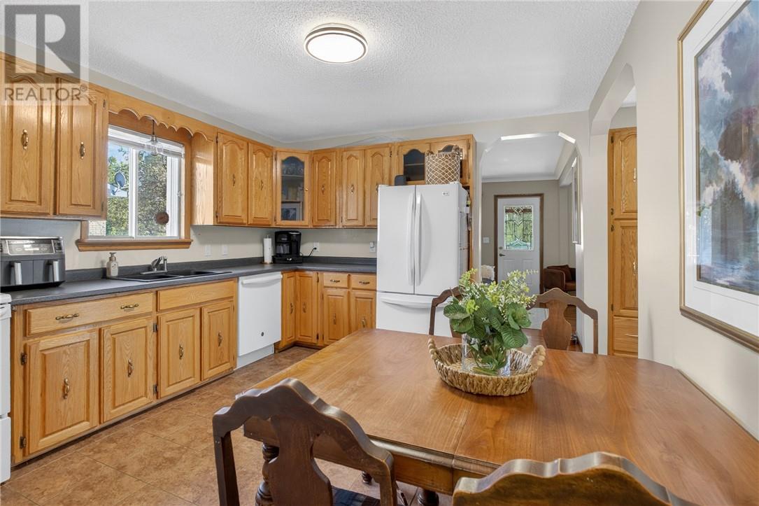 2792 Rheal Street, Sudbury, Ontario  p3b 1v8 - Photo 5 - 2128255