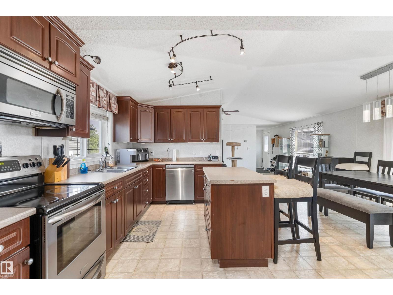 1966 Jubilee Pl, Sherwood Park, Alberta  T8H 2N9 - Photo 13 - E4491234