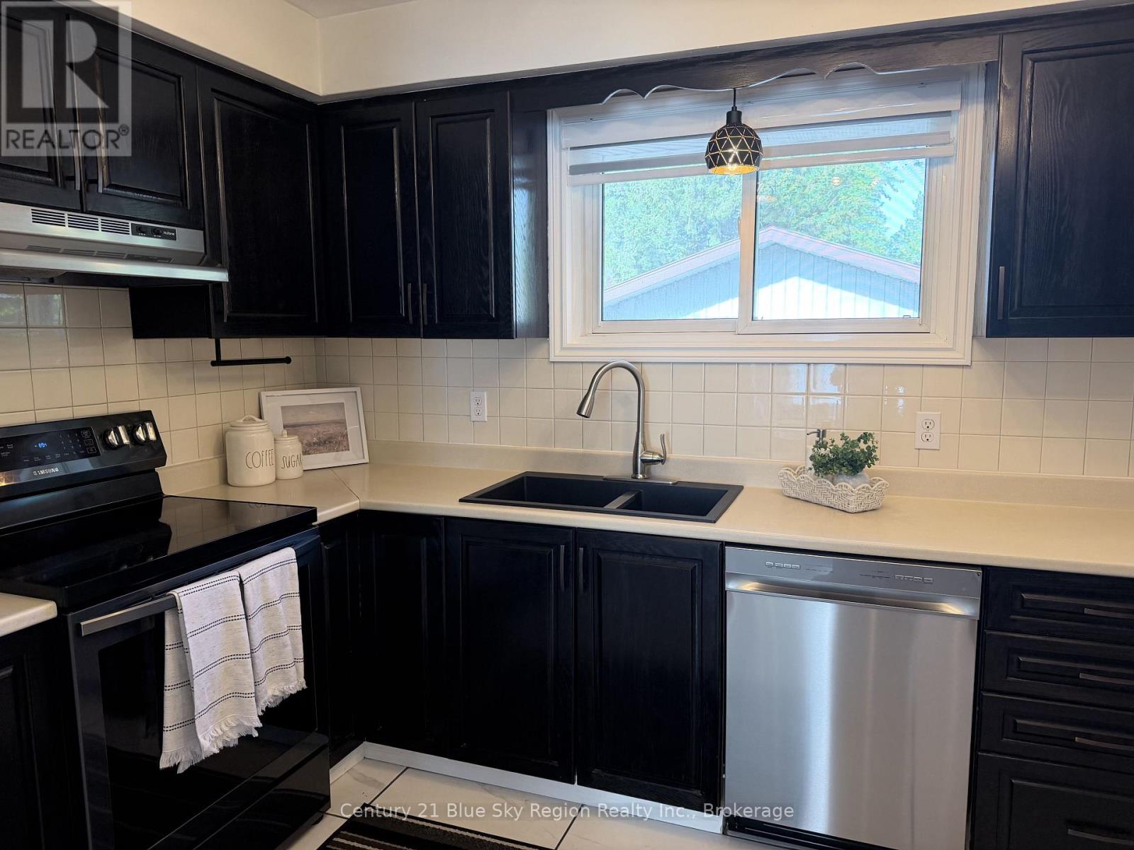 19 Marshall Park Drive, North Bay, Ontario P1A 2N8 - Photo 6 - X13148850