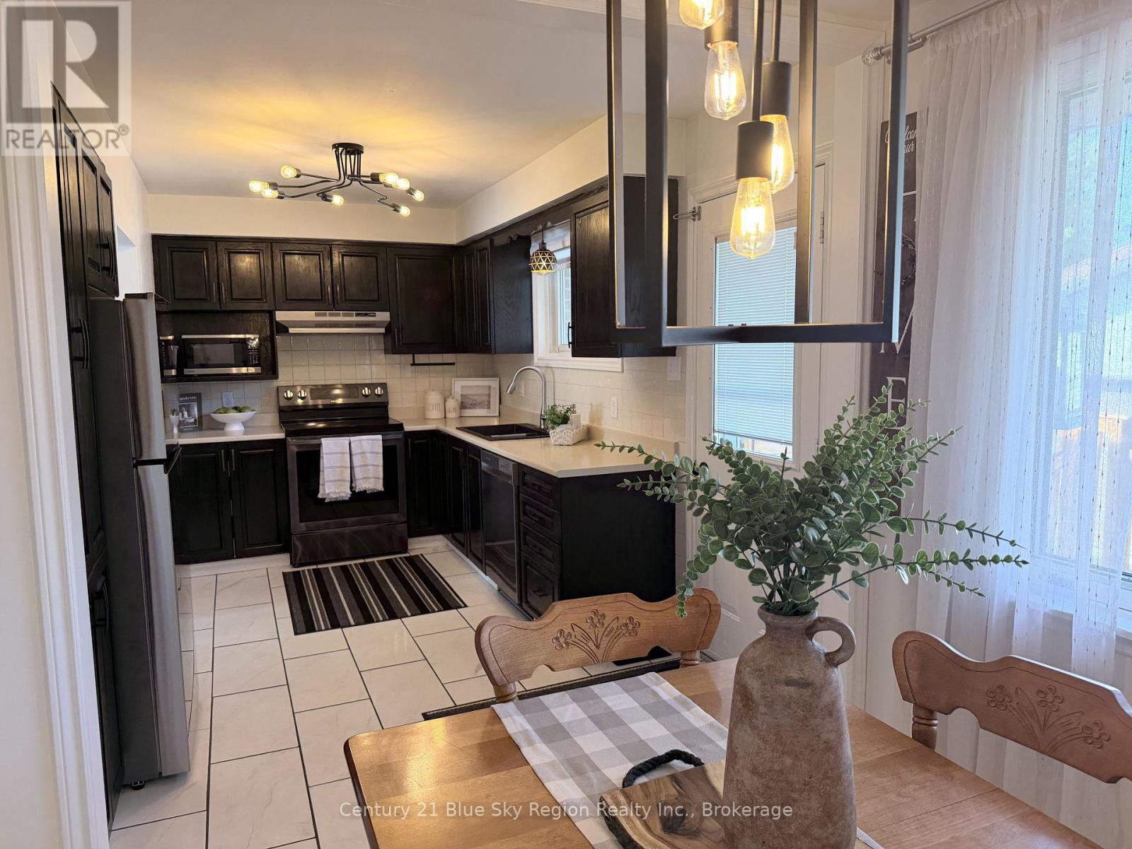19 Marshall Park Drive, North Bay, Ontario P1A 2N8 - Photo 7 - X13148850