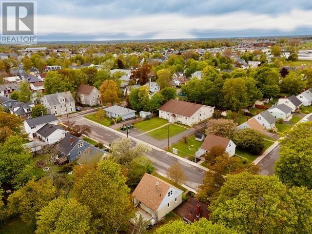 8 Alexander Drive, Charlottetown, Prince Edward Island  C1A 4Z7 - Photo 4 - 202612945