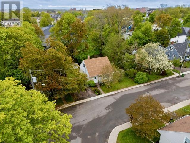 8 Alexander Drive, Charlottetown, Prince Edward Island  C1A 4Z7 - Photo 5 - 202612945