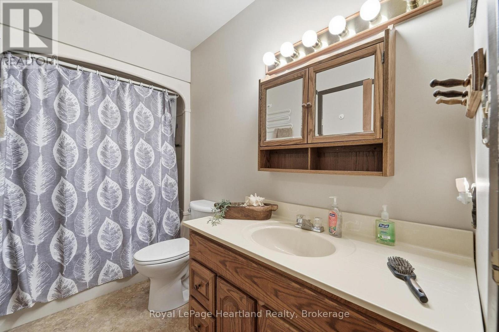 33 North Street, Huron East, Ontario  N0K 1G0 - Photo 14 - X13227238
