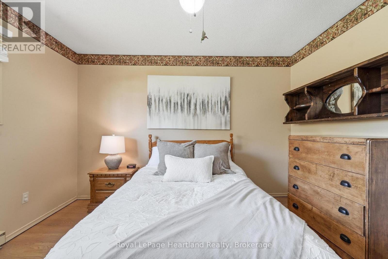 33 North Street, Huron East, Ontario  N0K 1G0 - Photo 16 - X13227238