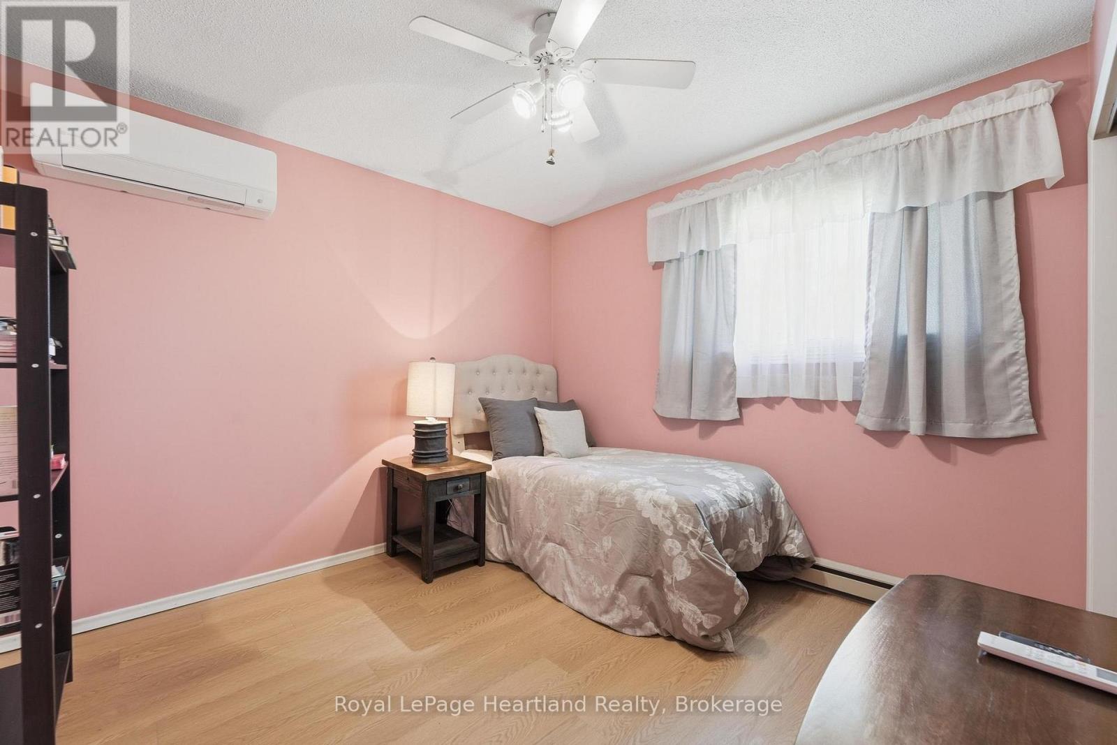 33 North Street, Huron East, Ontario  N0K 1G0 - Photo 17 - X13227238