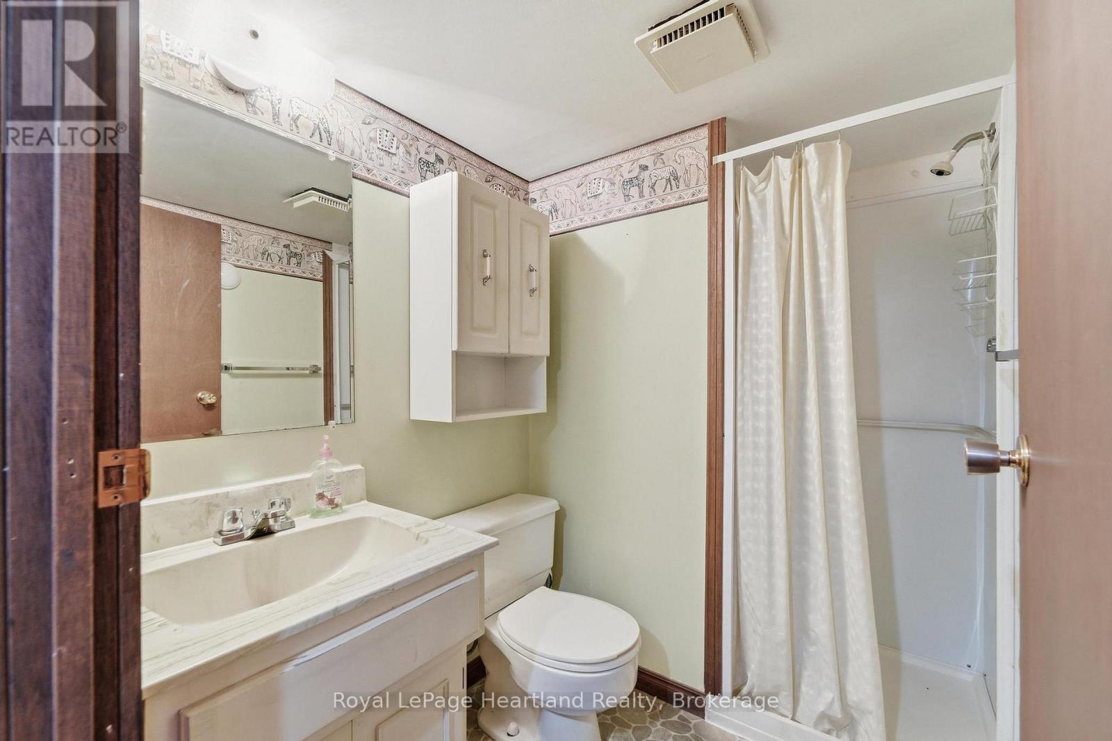 33 North Street, Huron East, Ontario  N0K 1G0 - Photo 24 - X13227238