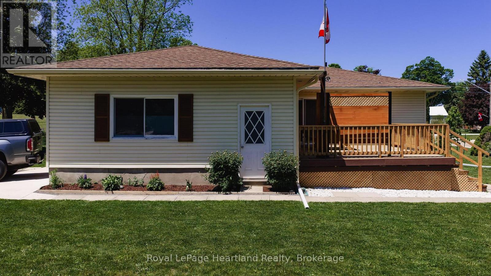 33 North Street, Huron East, Ontario  N0K 1G0 - Photo 33 - X13227238