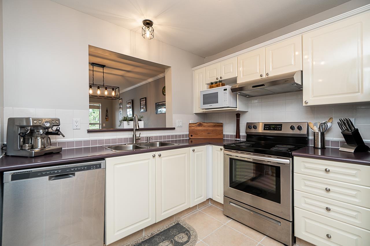 312 7435 121a Street, Surrey, British Columbia  V3W 0W8 - Photo 13 - R3130703