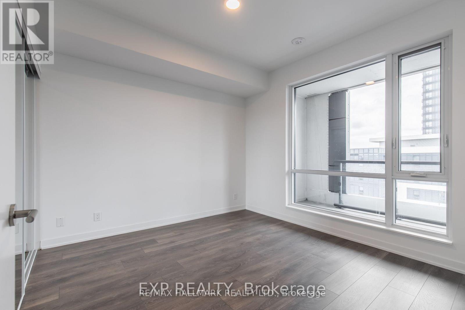 A921 - 7950 Bathurst Street, Vaughan, Ontario  L4J 0L4 - Photo 10 - N13217646