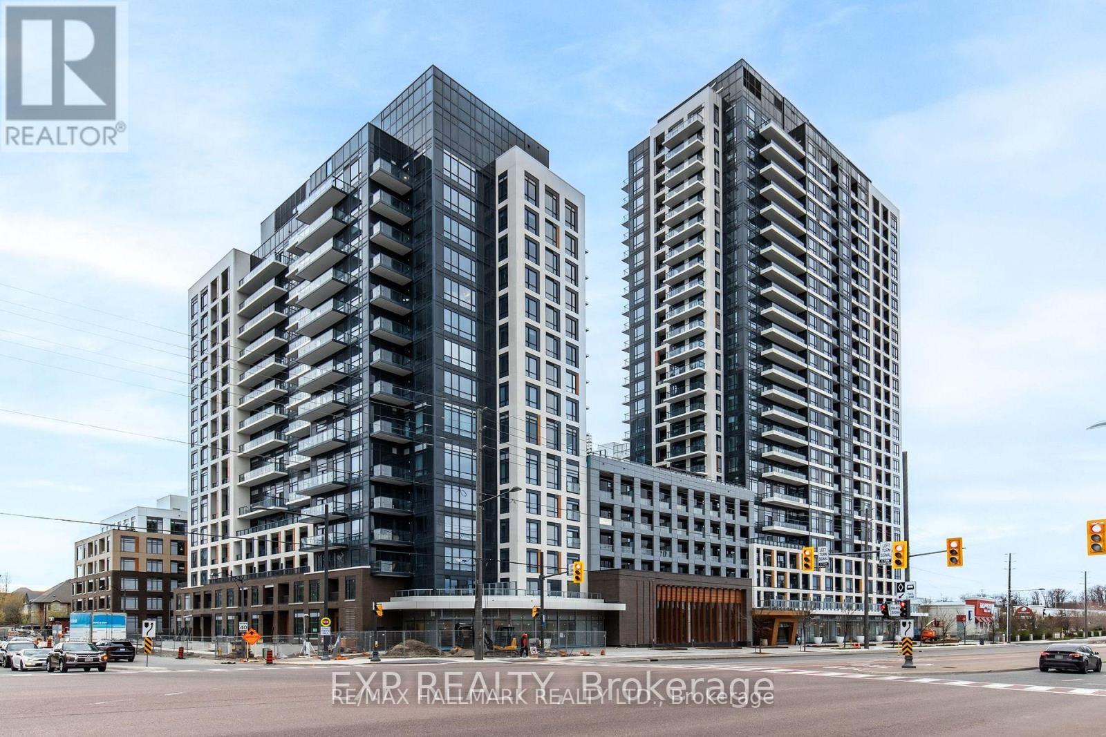 A921 - 7950 Bathurst Street, Vaughan, Ontario  L4J 0L4 - Photo 4 - N13217646