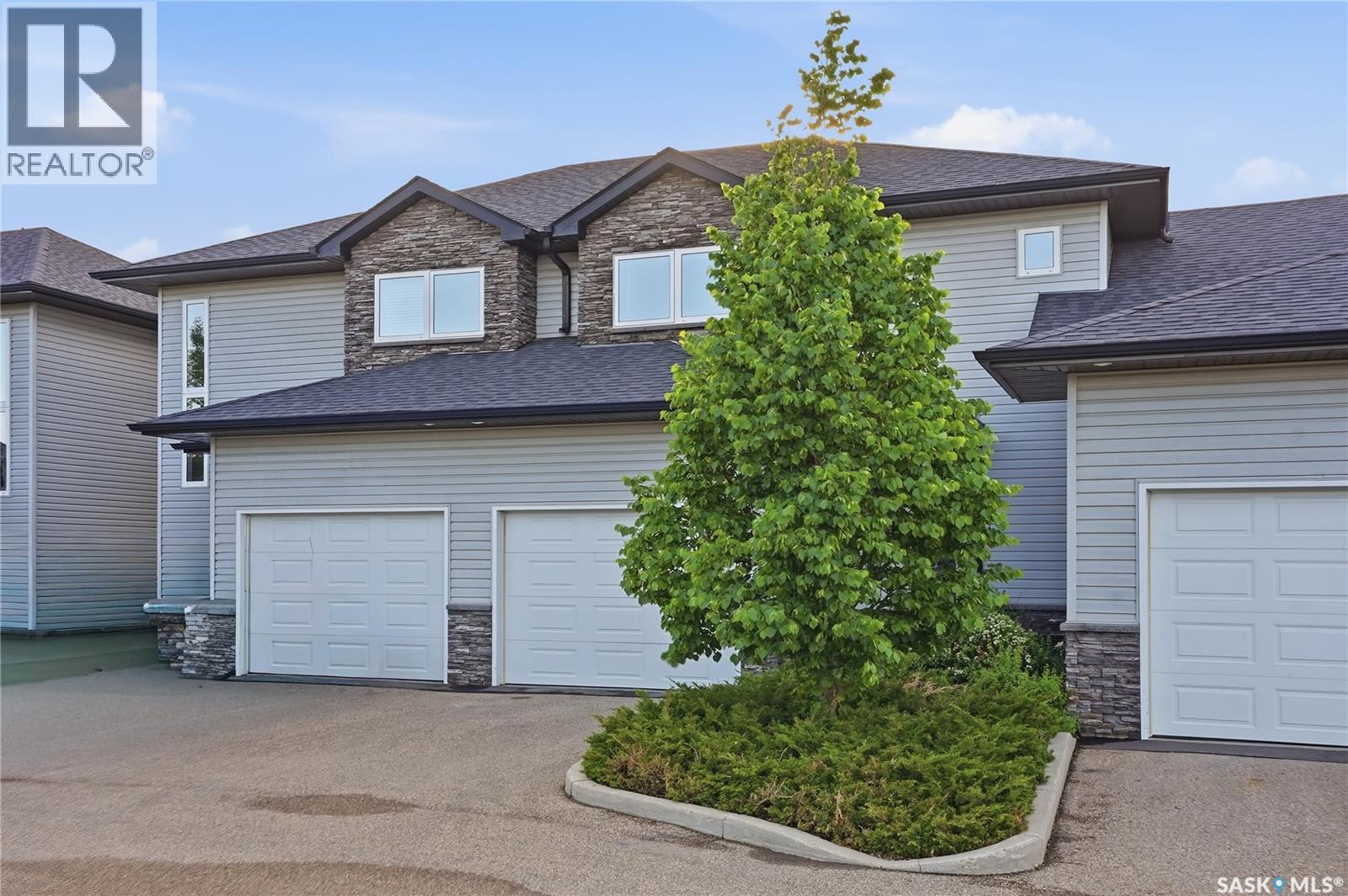 2 547 East Hampton Boulevard, Saskatoon, Saskatchewan  S7R 0B1 - Photo 2 - SK037898