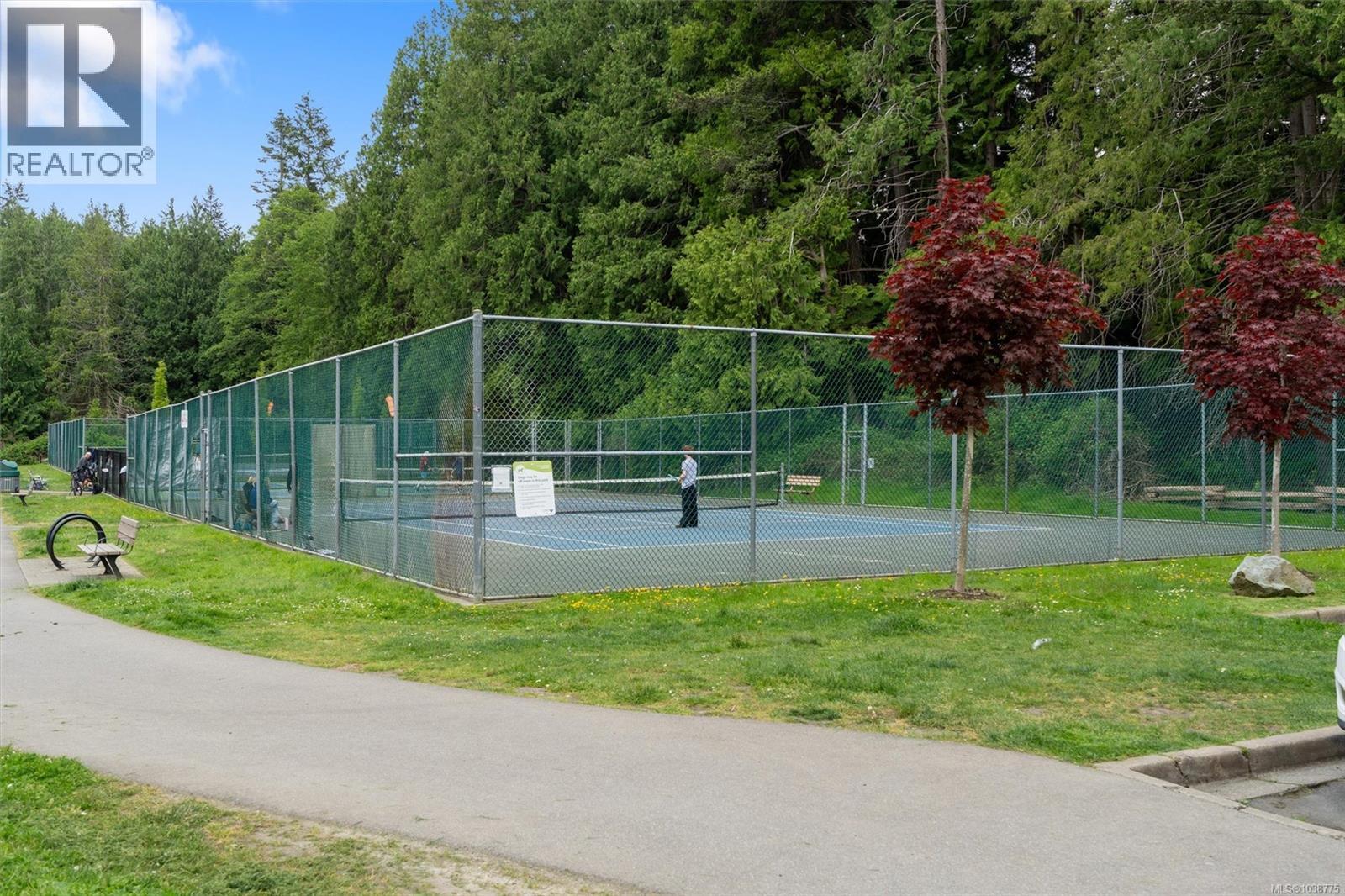 8 4701 Lochside Dr, Saanich, British Columbia  V8Y 3E2 - Photo 45 - 1038775