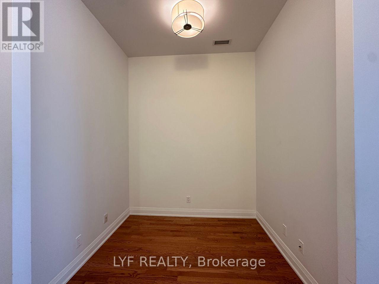 212 - 1 Bedford Road, Toronto, Ontario  M5R 2B5 - Photo 7 - C13227234